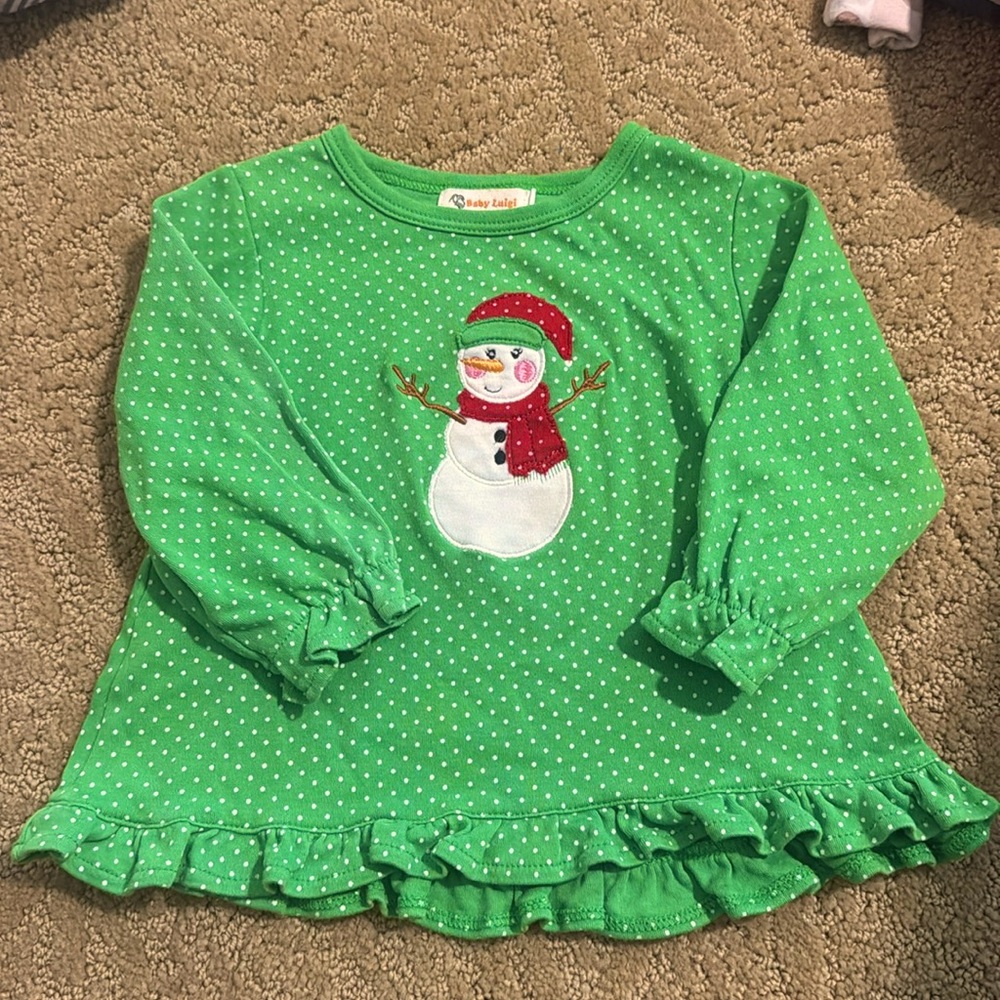 Baby Luigi. 18M. Ruffle top. Snowman ⛄️